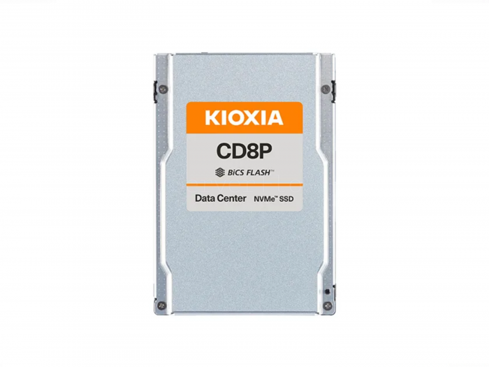 SSD-накопитель Kioxia CD8P-R 15.36TB 2.5" U.2 [KCD81PUG15T3]
