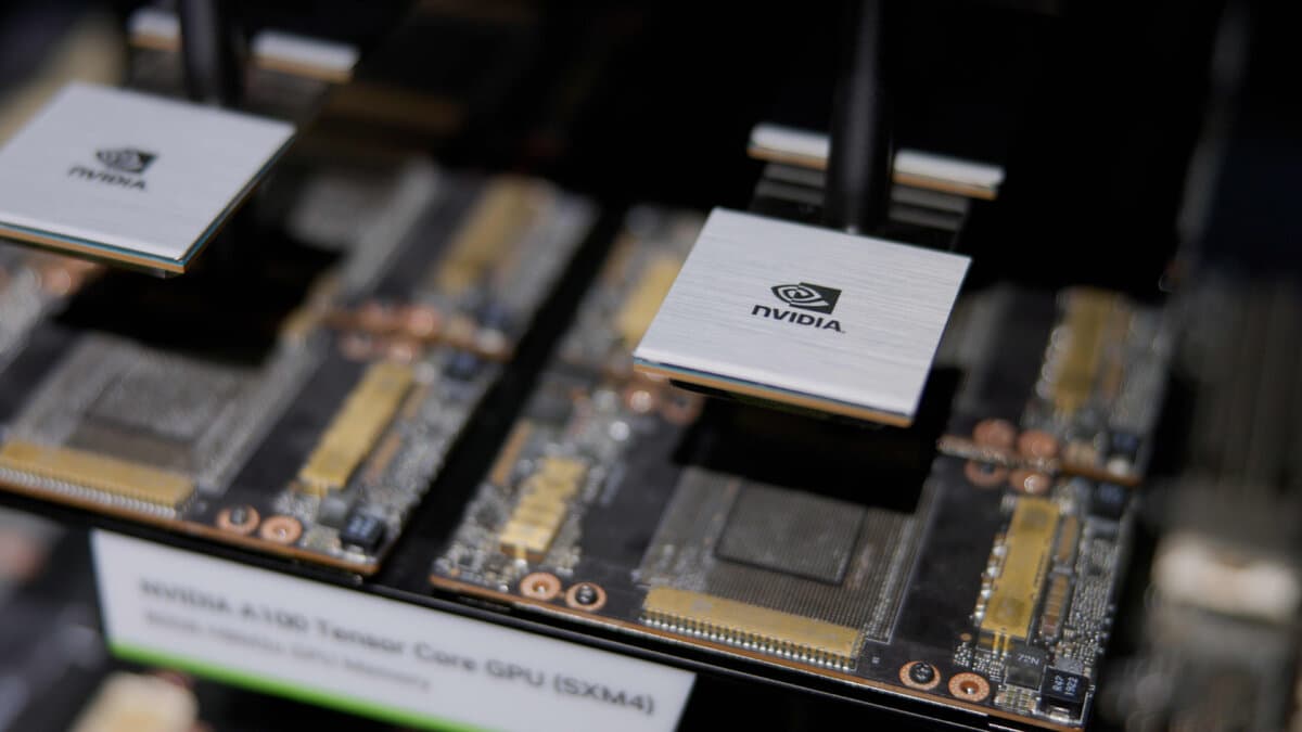 Nvidia разрабатывает новые ИИ-чипы для Китая