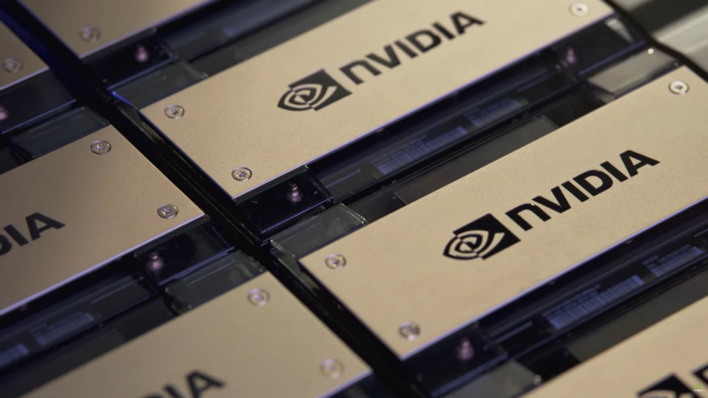Nvidia возобновит поставки ИИ-ускорителей H20 в Китай
