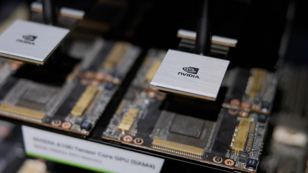Nvidia разрабатывает новые ИИ-чипы для Китая