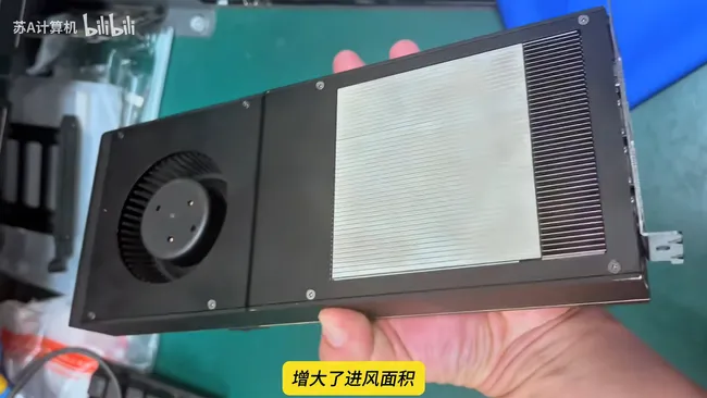 В Китае начали производить двухслотовые видеокарты RTX 5090D с турбинным охлаждением