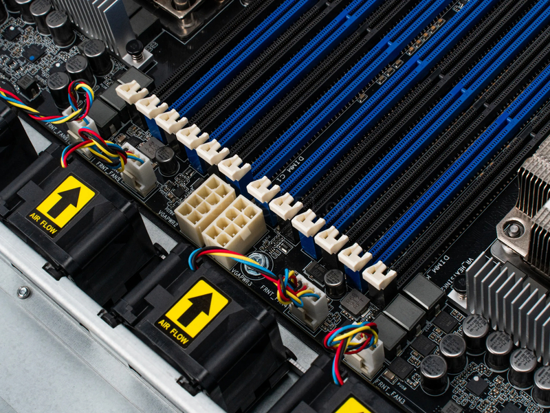 Серверная платформа ASUS RS700-E9-RS4 1U 4LFF (2x 800W, 2x LGA3647) 12