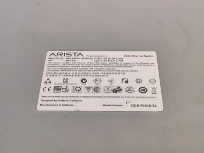 Коммутатор Arista DCS-7050S-52 (52x SFP+ 10 Гбит/с)