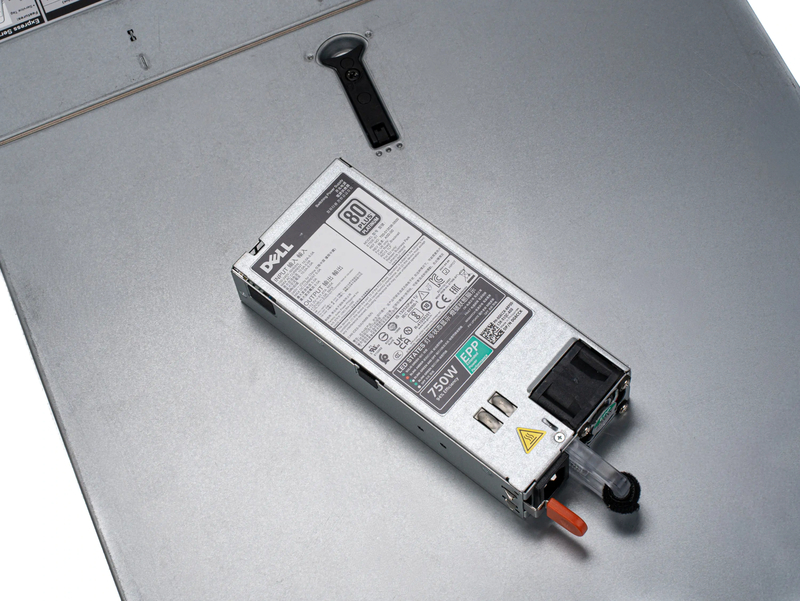 Серверная платформа Dell R740XD 2U 14LFF (14 LFF, 2x 750W, 2x LGA3647) 2