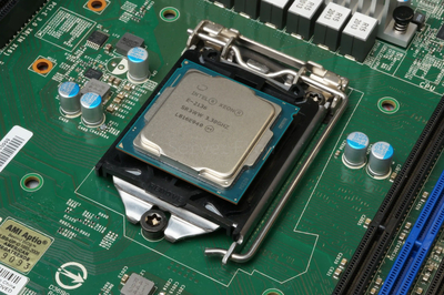 Процессор Intel Xeon E-2136 (6c/12t, 3.3GHz-4.5GHz, 80W)