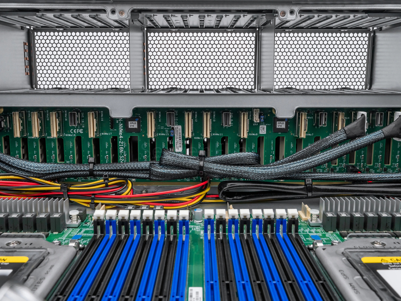 Серверная платформа Supermicro A+ Server 4124GS-TNR+ 4U 24SFF (4x U.2, 4x 2000W, 2 xSP3) 8
