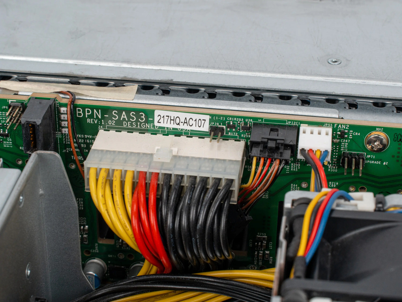 Блейд платформа Supermicro SuperServer 2028TP-HTR-SIOM 2U 24SFF (2x 2000W, 8x LGA2011-3) 7