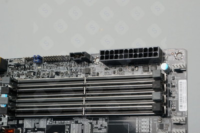 Материнская плата Supermicro H13SAE-MF (Micro-ATX, AM5, 4 DIMM) [MBD-H13SAE-MF]