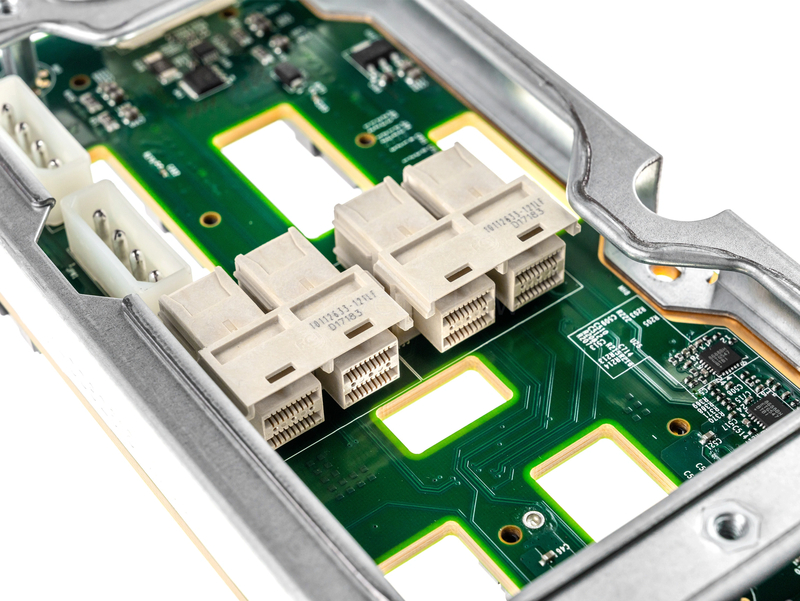 Бэкплейн Supermicro BPN-SAS3-826EL1-N4 2