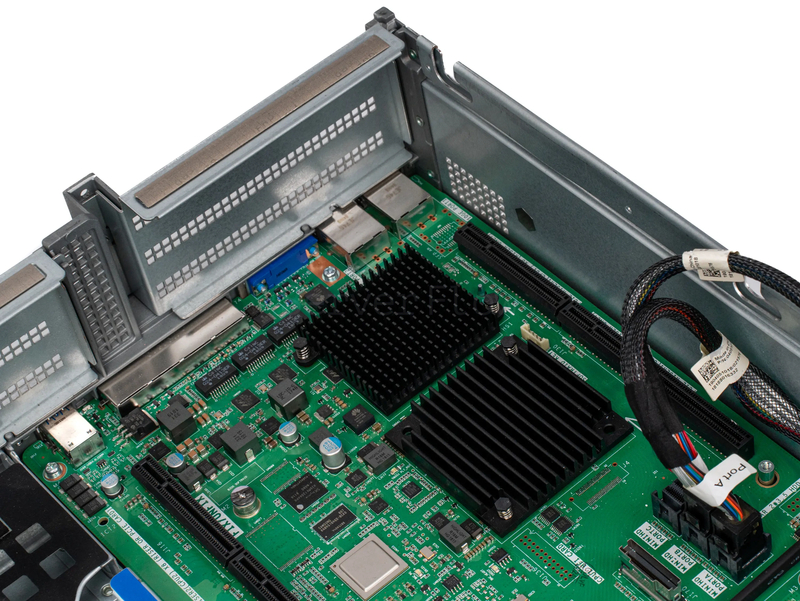 Серверная платформа Huawei FusionServer 2288H V5 2U 12LFF + 4SFF Bay (4x U.2, 2x 900W, 2x LGA3647) 13