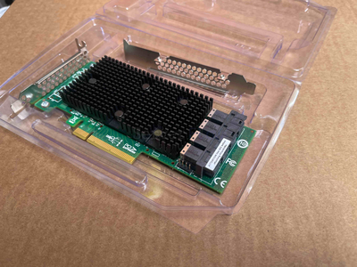 HBA адаптер Broadcom 9400-16i (NVMe/SAS/SATA, no cache)