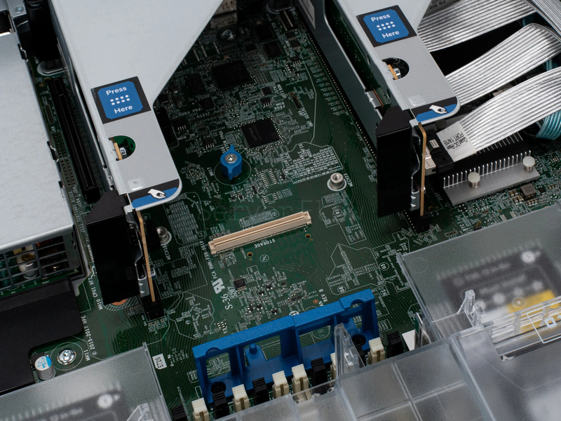 Серверная платформа HPE DL380G10 2U 16SFF (8x U.2, 2x 800W, 2x LGA3647) 9