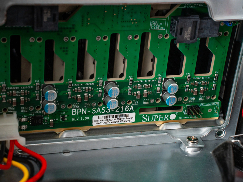 Серверная платформа Supermicro SuperServer 4028GR-TR 4U 24SFF (4x 2000W, 2x LGA2011-3) 7