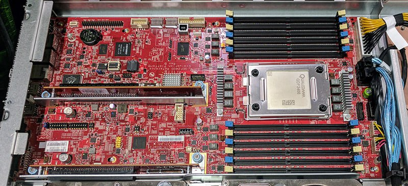 Сервер на базе Qualcomm Centriq 2400