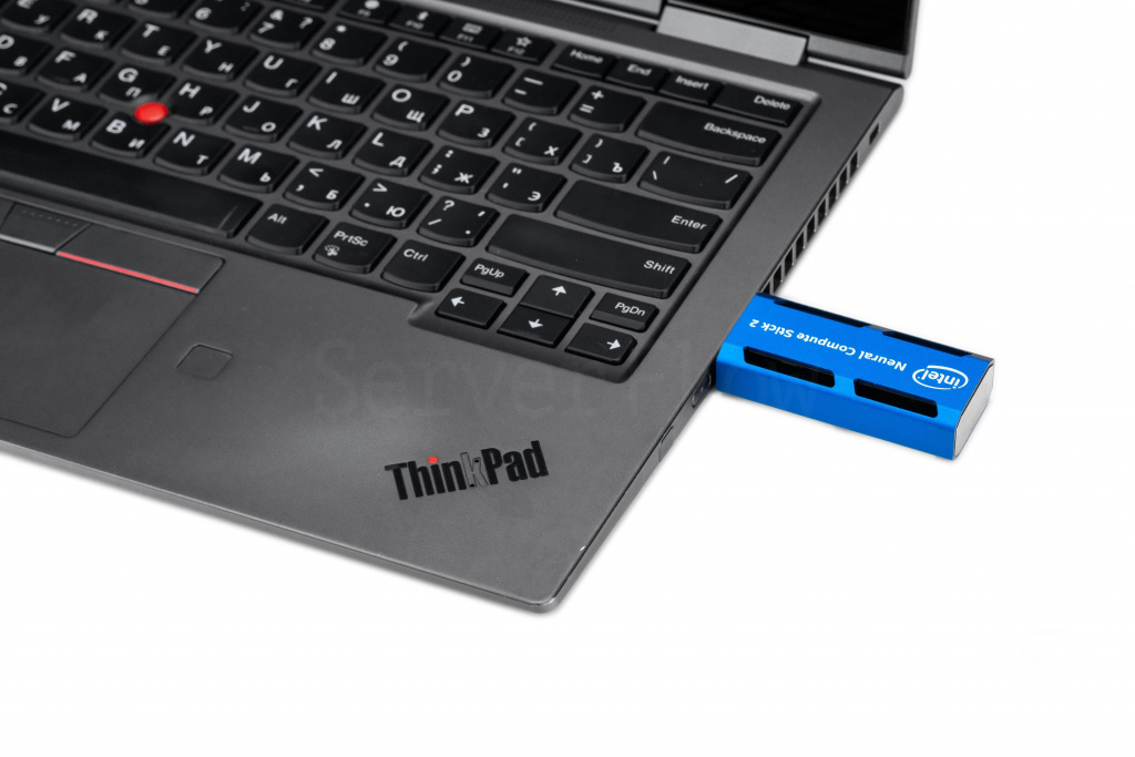 Intel Neural Compute Stick 2 в ноутбуке