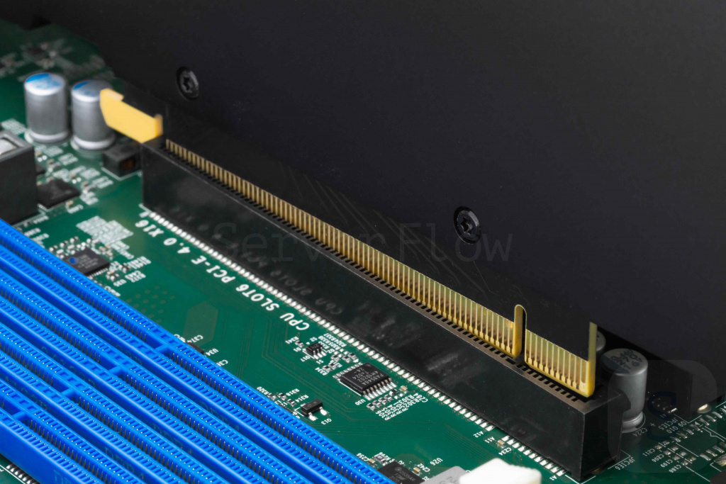 Разъем PCI Express x16