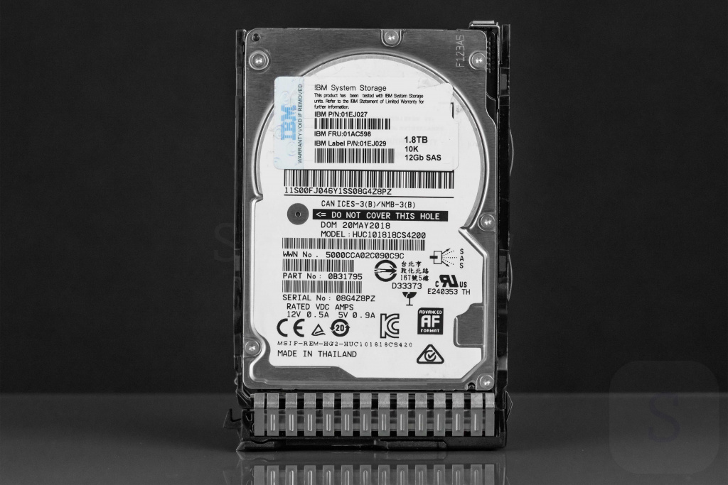 HDD IBM System Storage 10 000 RPM