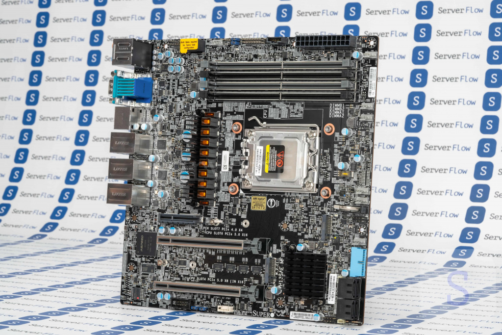 Supermicro H13SAE-MF Supermicro H13SAE-MF