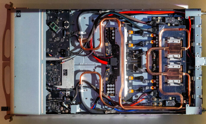 Лоток для коммутатора NVIDIA GB300 NVLink