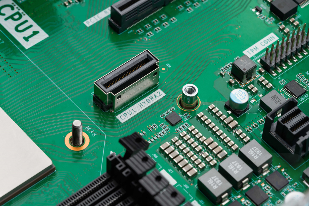 Разъем CPU1 HYDRA2