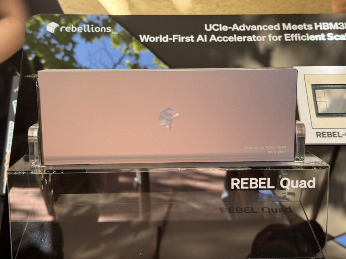 ИИ-ускоритель REBEL-Quad