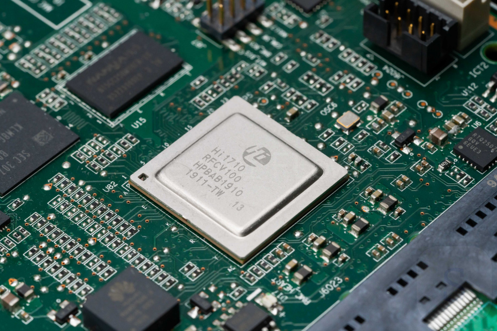 BMC-контроллер Hi1710 от HiSilicon