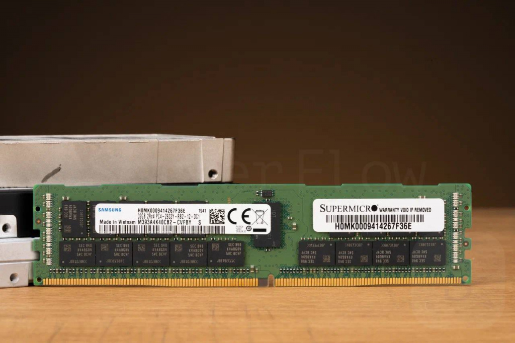 Оперативная память на 32 ГБ от Samsung с поддержкой ECC