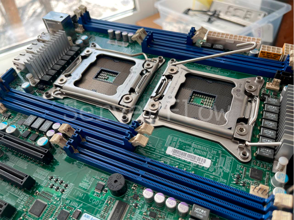 intel-lga2011.png