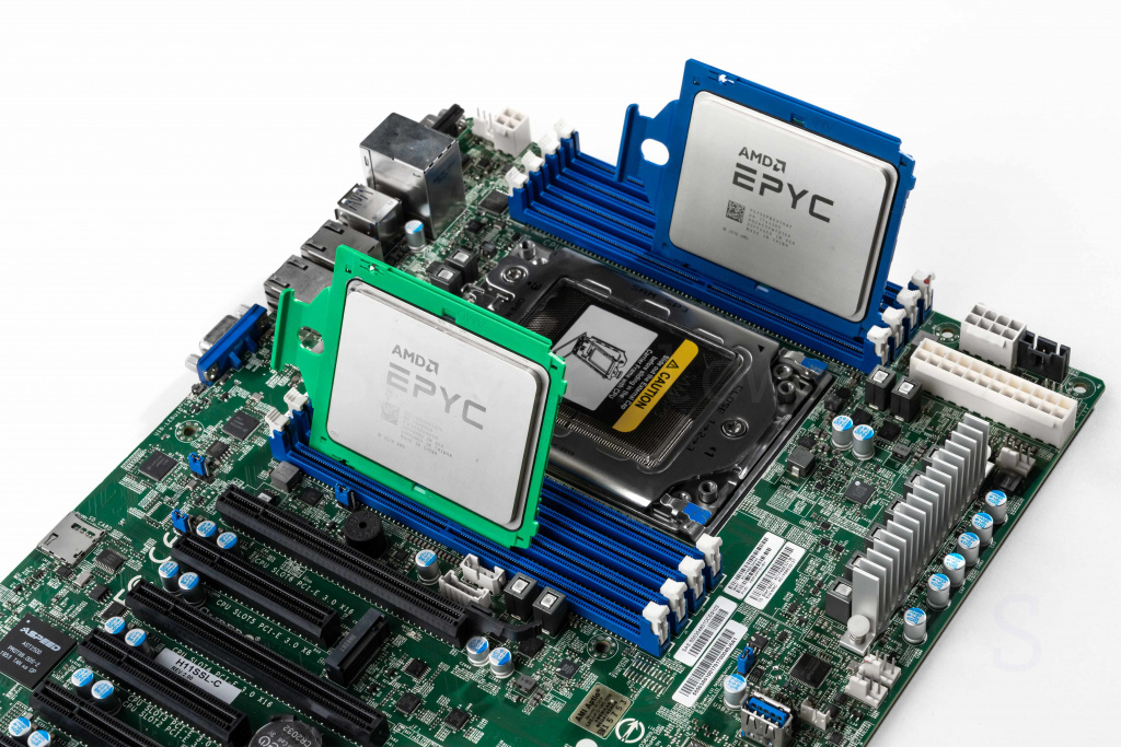 AMD EPYC 7542 и AMD EPYC 7551P