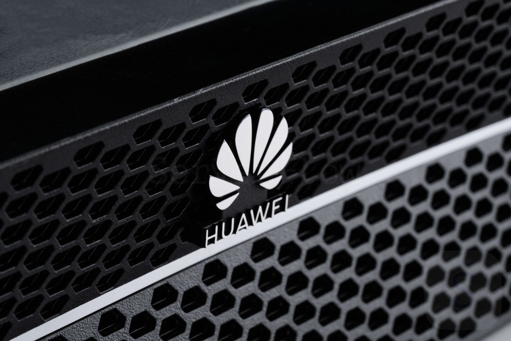 Безель сервера Huawei Taishan 200 Model 2280