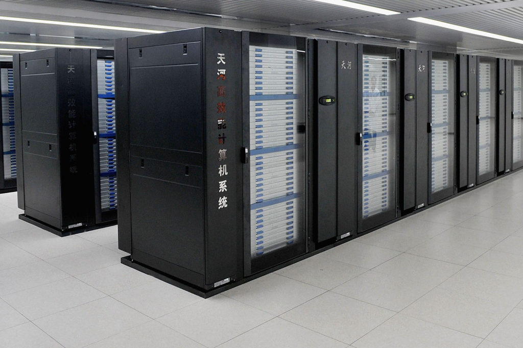 Суперкомпьютер Tianhe-1