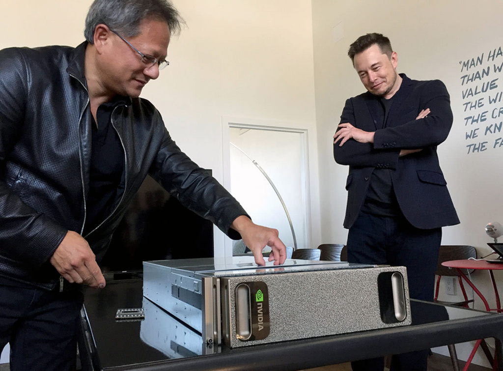 Дженсен Хуанг дарит OpenAI суперкомпьютер DGX-1