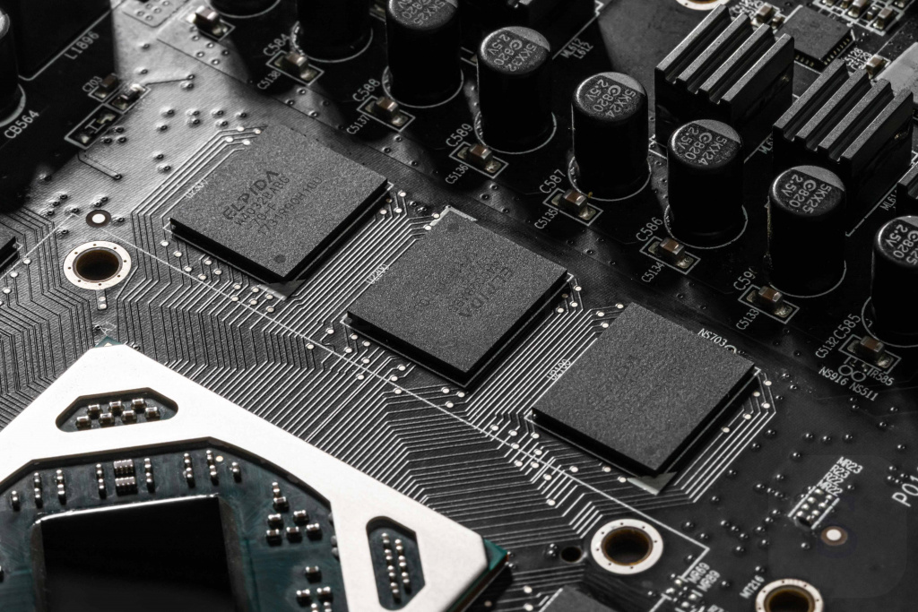 Чипы памяти GDDR5