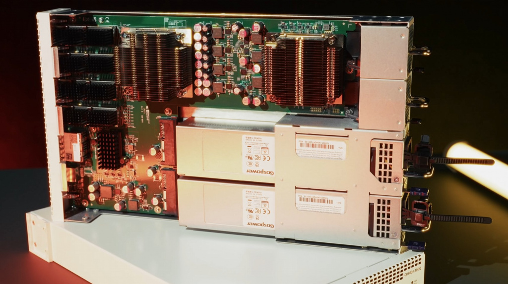 Сервер с MikroTik CRS804 DDQ