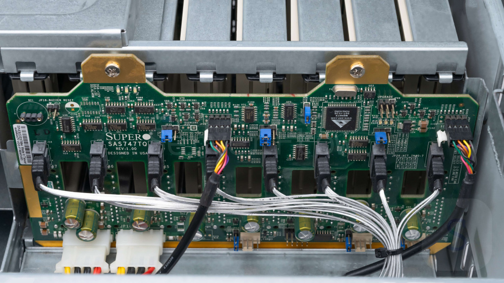 SAS-экспандер Supermicro SAS747TQ