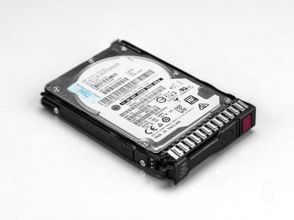 IBM 1.8ТБ HDD на базе технологии CMR