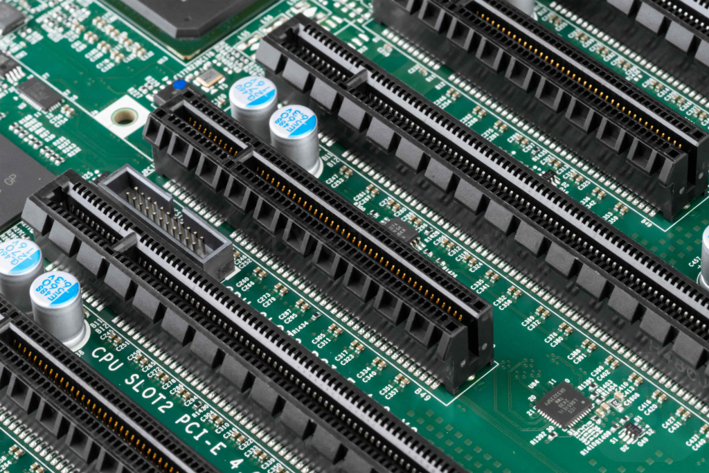 Разъем PCI Express x8