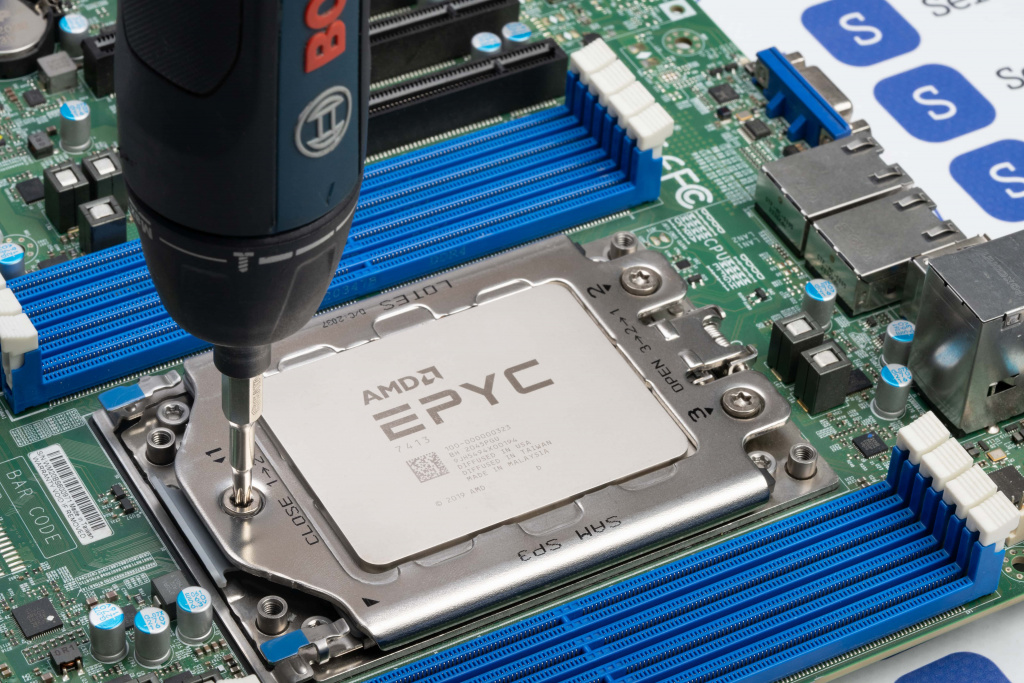 Серверный процессор AMD EPYC 7413