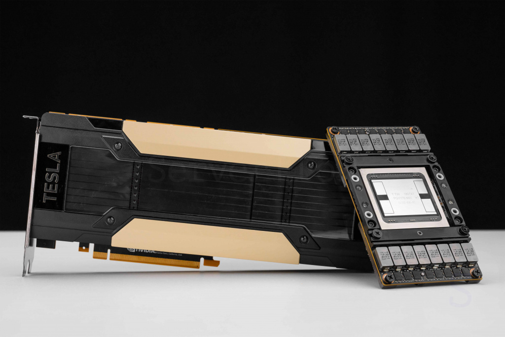 ИИ-ускоритель Nvidia V100 с HBM-памятью