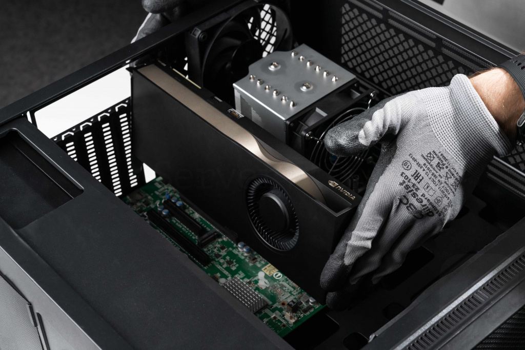 Nvidia RTX PRO Blackwell Server Edition c 96 ГБ GDDR7