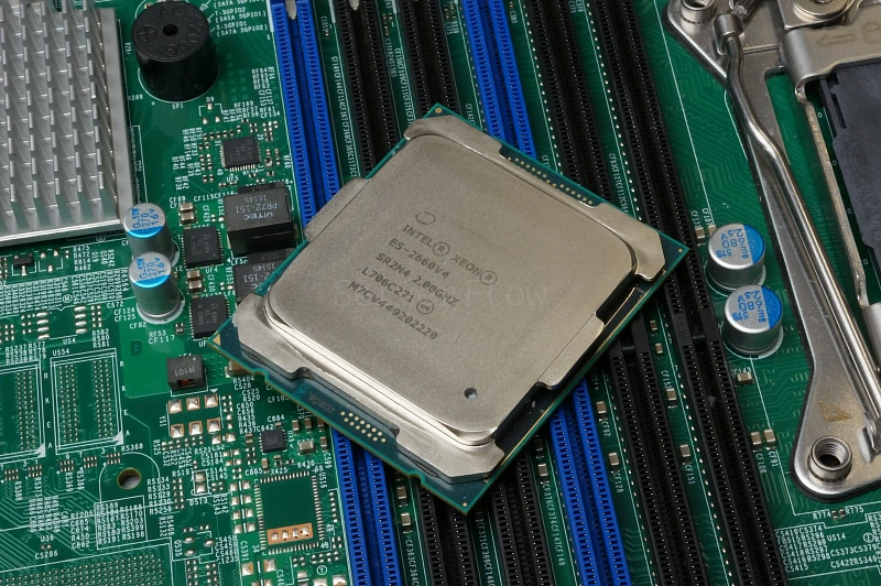 Процессор Intel Xeon E5 2660v4 (14c/28t, 2.0GHz-3.2GHz, 105W) 4