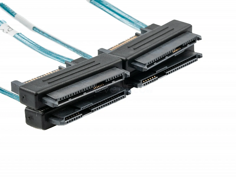 Кабель SFF8087 - 4x SAS 0.5м 2